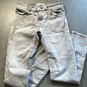 Dl1961 grey super soft skinny jeans 26